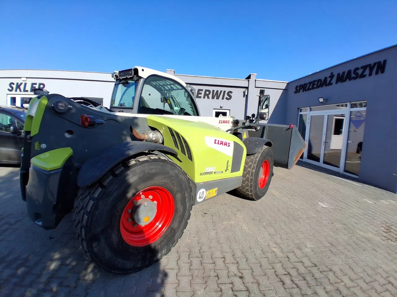 2015 Claas SCORPION 7050, 8 620 mth, dovoz Skladom v EÚ — foto 6 z 24