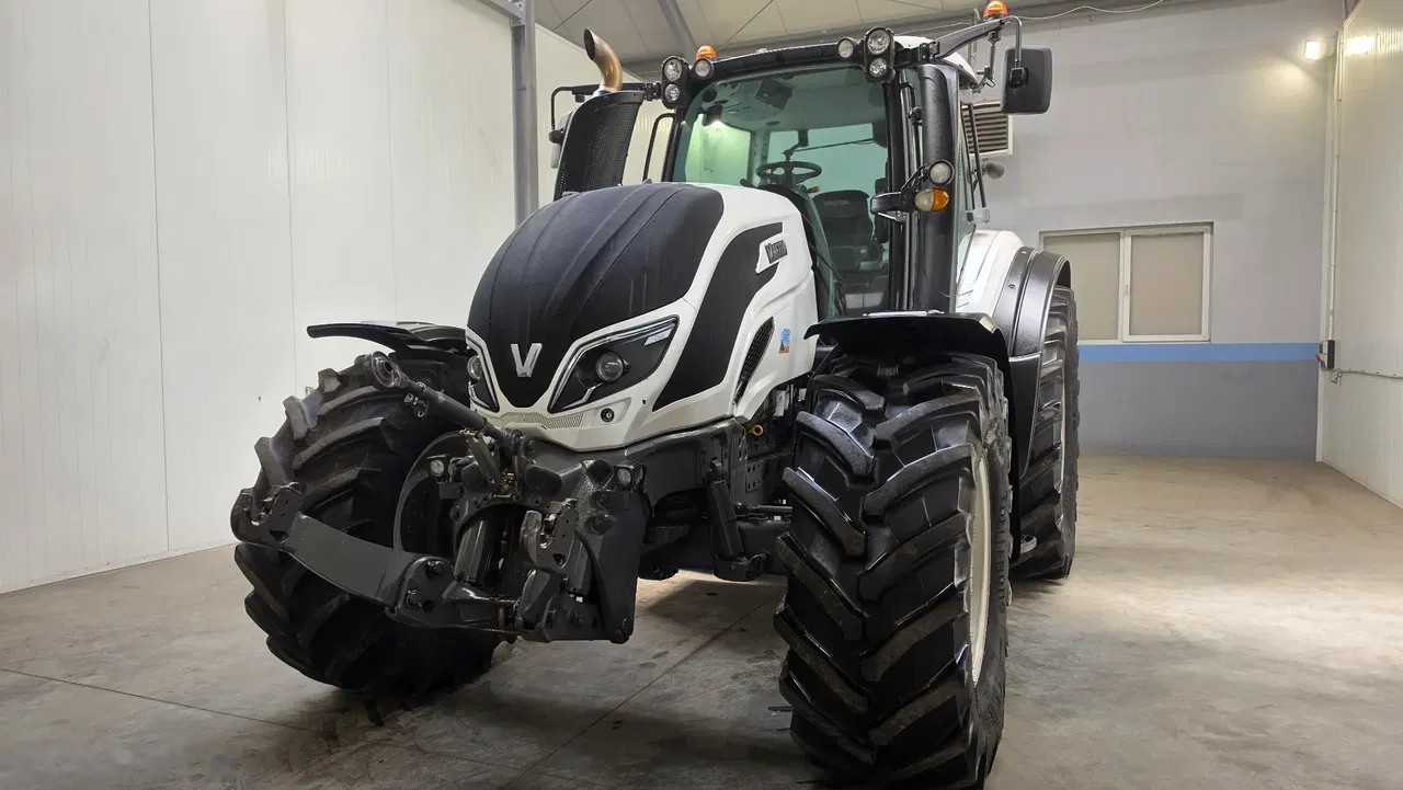 2015 Valtra, 4 200 mth, dovoz Skladom v EÚ — foto 14 z 24