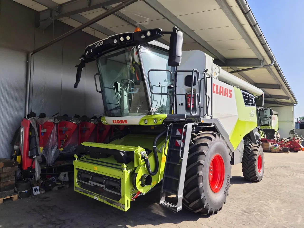 2024 Claas Trion 640, 175 mth, dovoz Skladom v EÚ — foto 7 z 18