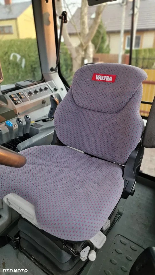 2007 Valtra N121, 12 300 mth, dovoz Skladom v EÚ — foto 10 z 24