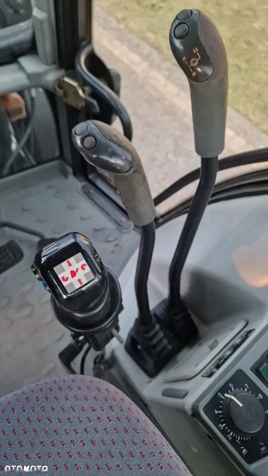 2007 Valtra N121, 12 300 mth, dovoz Skladom v EÚ — foto 13 z 24