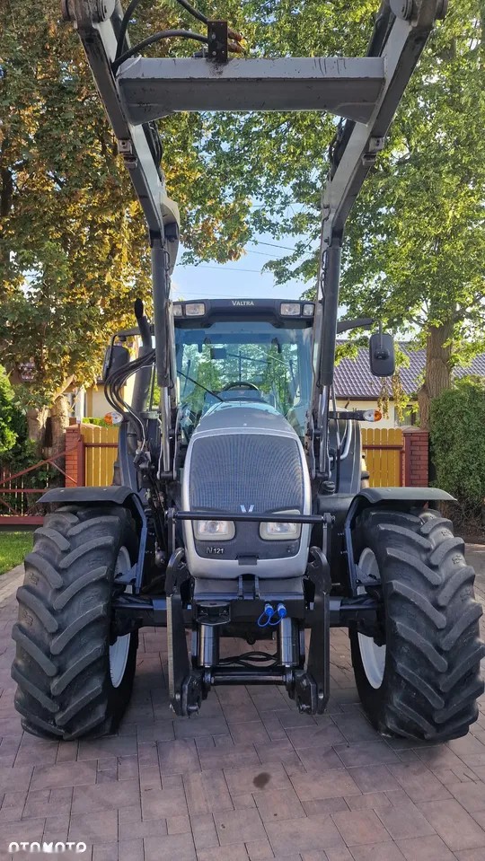 2007 Valtra N121, 12 300 mth, dovoz Skladom v EÚ — foto 3 z 24