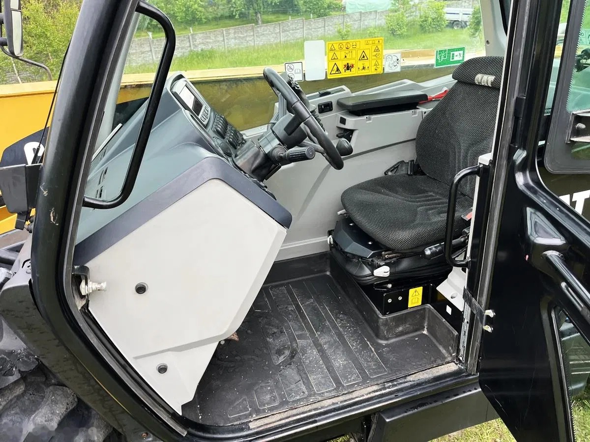 2018 Caterpillar TH357D AG HANDLER, 4 176 mth, dovoz Skladom v EÚ — foto 12 z 15