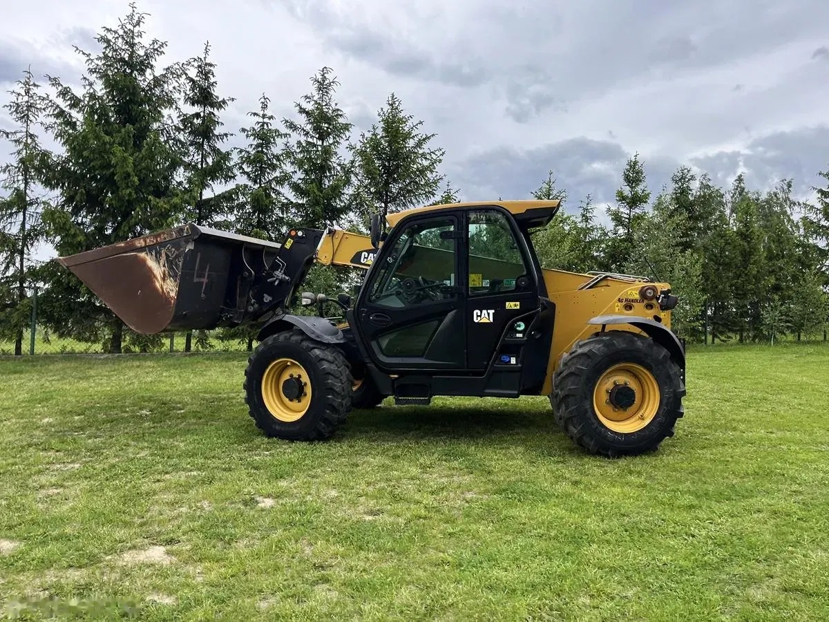 2018 Caterpillar TH357D AG HANDLER, 4 176 mth, dovoz Skladom v EÚ — foto 2 z 15