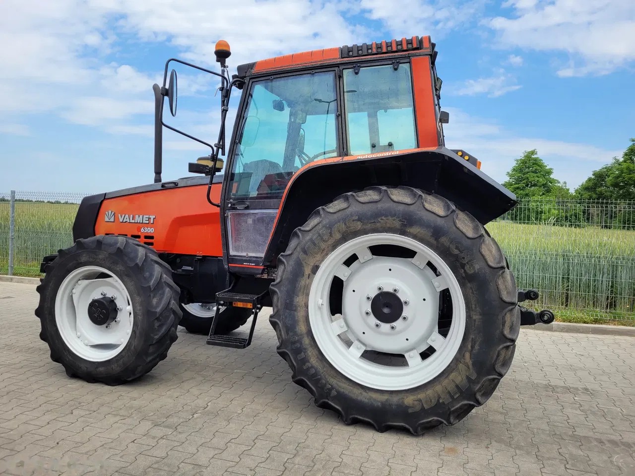 1993 Valmet 6300, 10 000 mth, dovoz Skladom v EÚ — foto 10 z 14