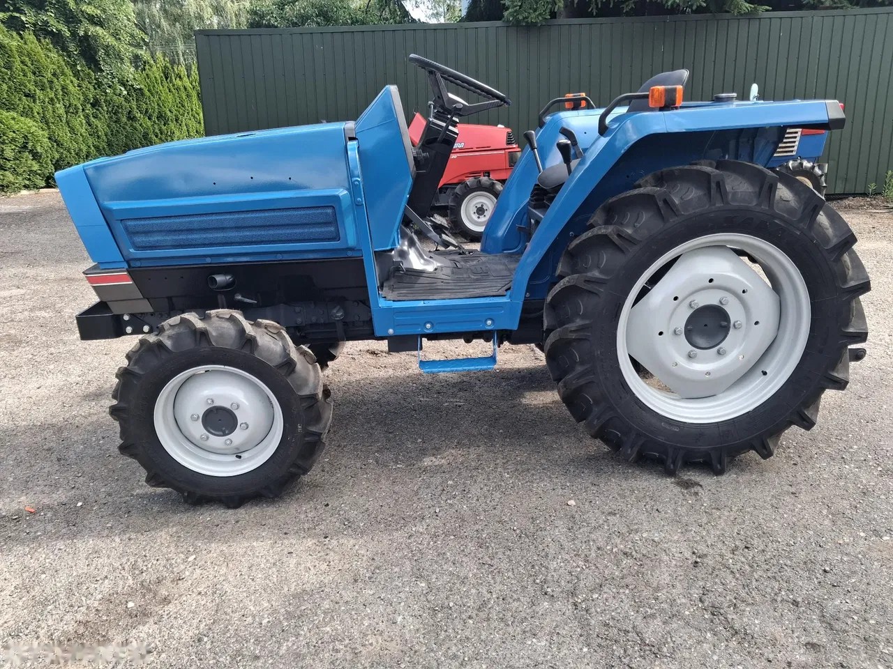 1996 Iseki Ta247, dovoz Skladom v EÚ — foto 1