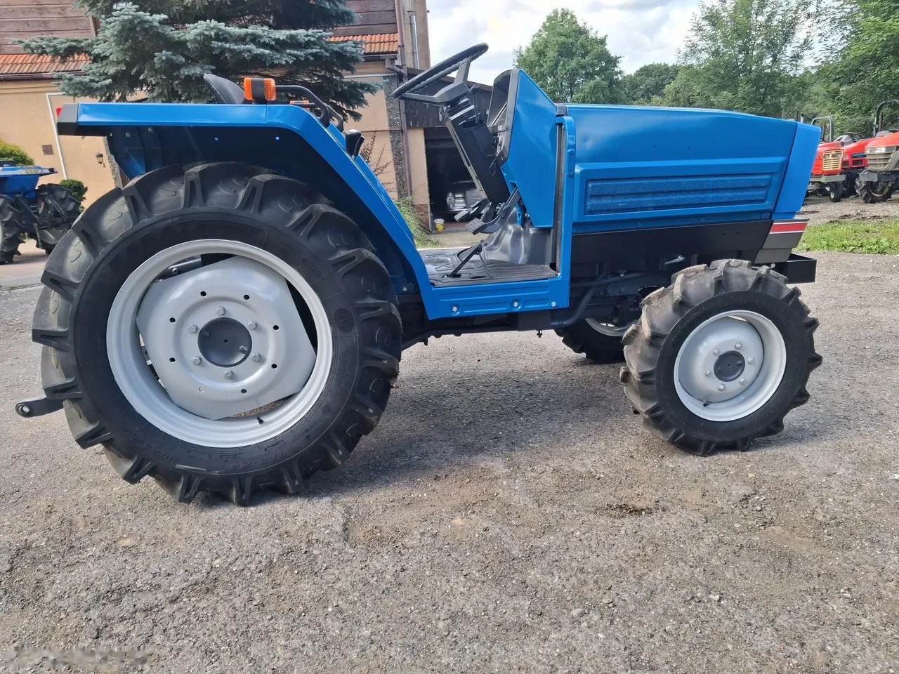 1996 Iseki Ta247, dovoz Skladom v EÚ — foto 4 z 11