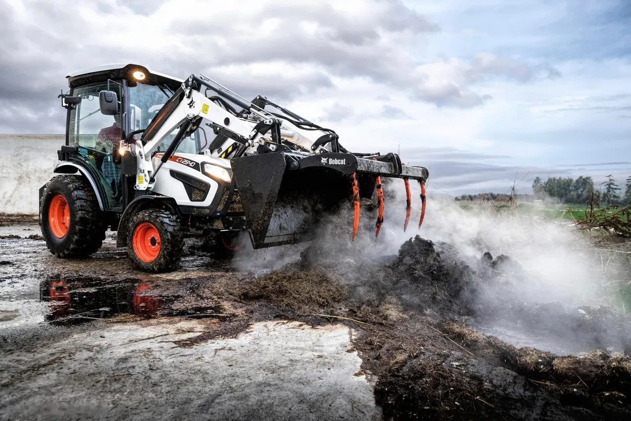 2023 Bobcat CT 2525, dovoz Skladom v EÚ — foto 1