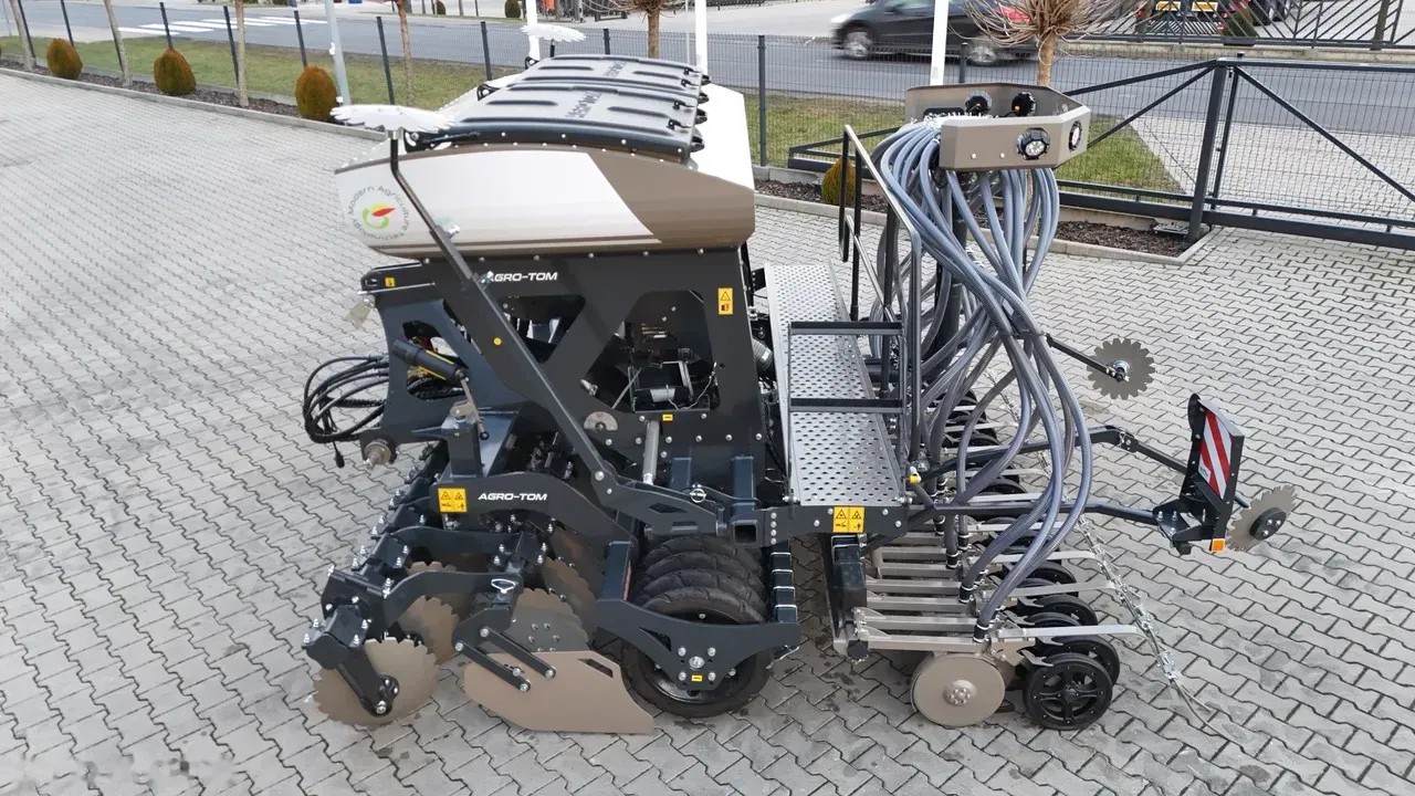 2026 Agro-Tom SPT 3, dovoz Skladom v EÚ — foto 4 z 15