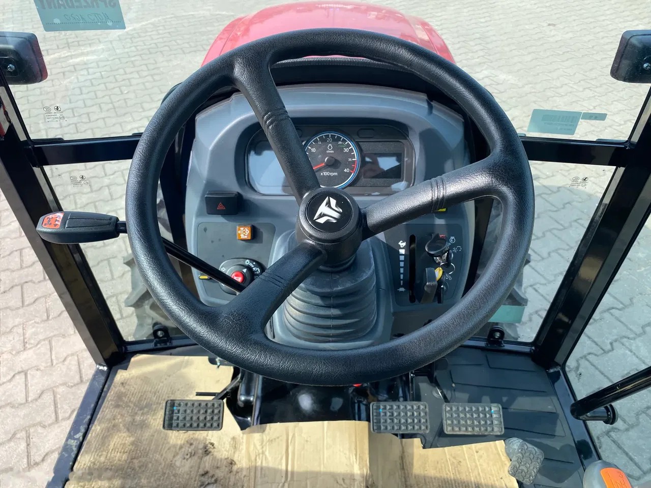 2025 Tym F50Cn, 2 mth, dovoz Skladom v EÚ — foto 11 z 15