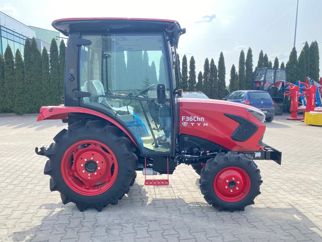 2025 Tym F36CHn, 2 mth, dovoz Skladom v EÚ — foto 4 z 15