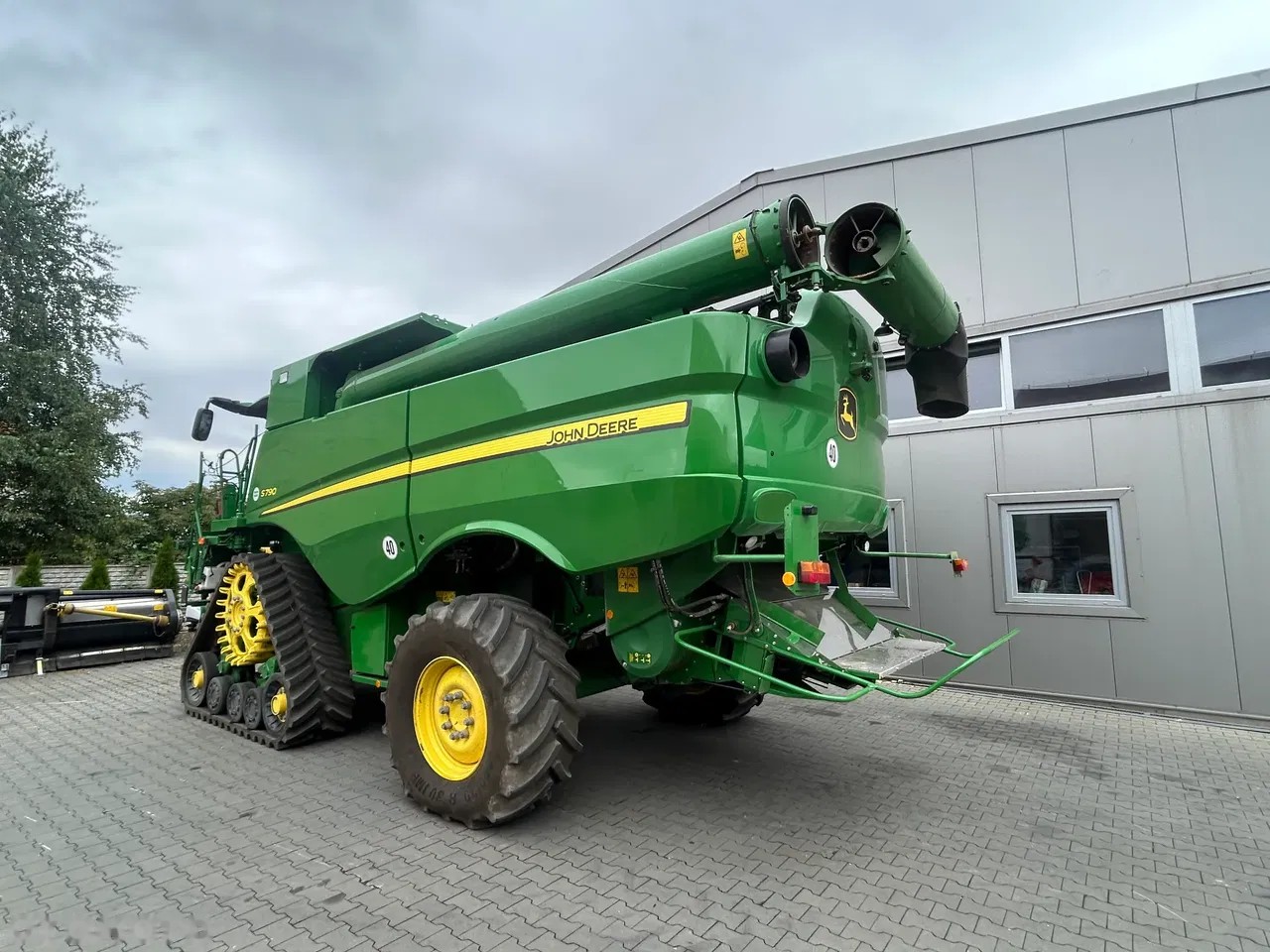 2023 John Deere S790, 210 mth, dovoz Skladom v EÚ — foto 8 z 19