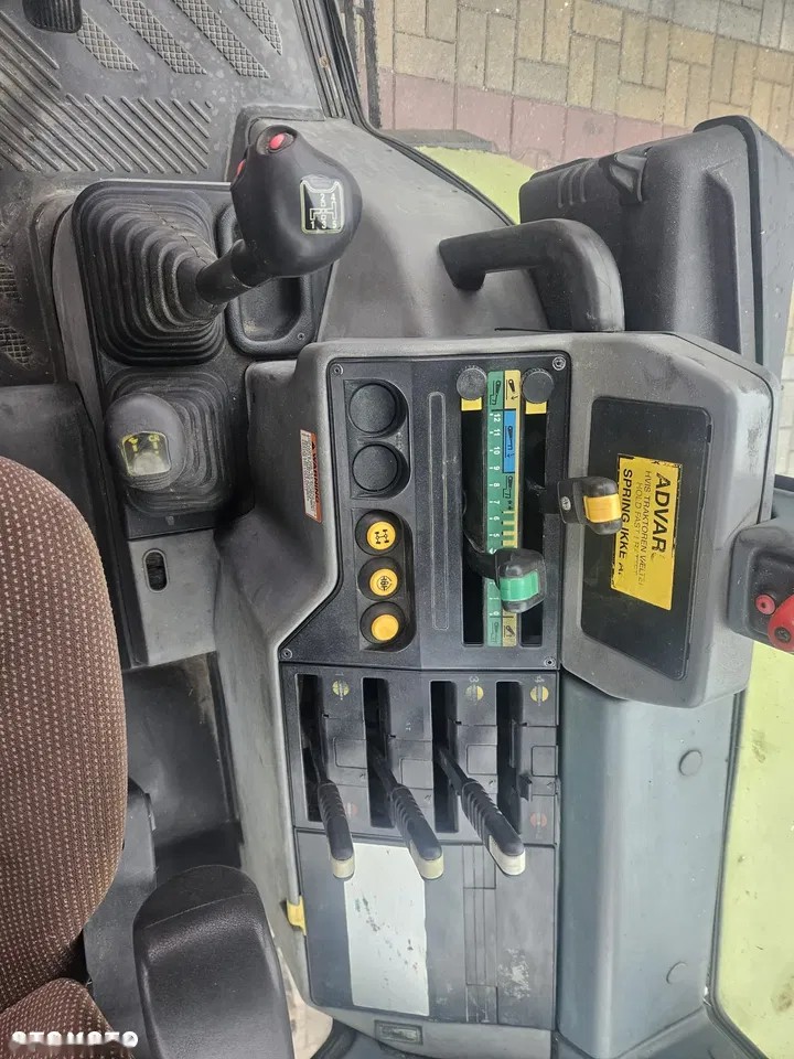 2004 Hurlimann XT 85, 9 031 mth, dovoz Skladom v EÚ — foto 10 z 10