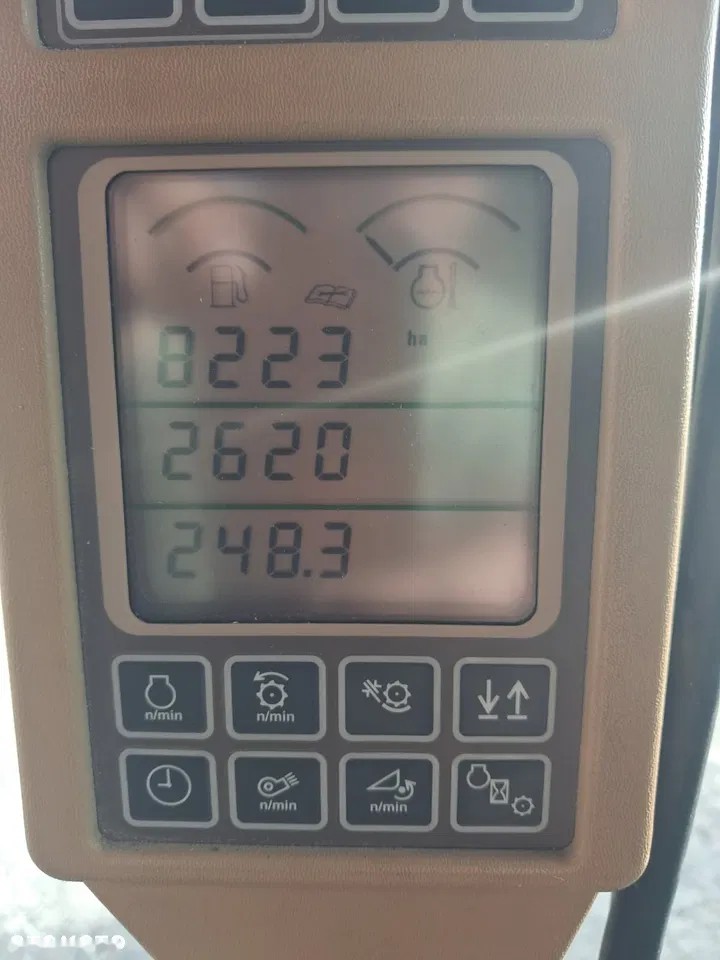 2000 John Deere, 2 620 mth, dovoz Skladom v EÚ — foto 8 z 8