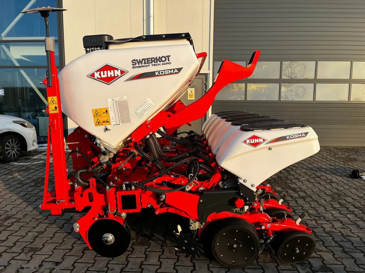 2024 Kuhn Kosma TI, dovoz Skladom v EÚ — foto 1 z 4 2024 Kuhn Kosma TI, dovoz Skladom v EÚ — foto 1 z 4