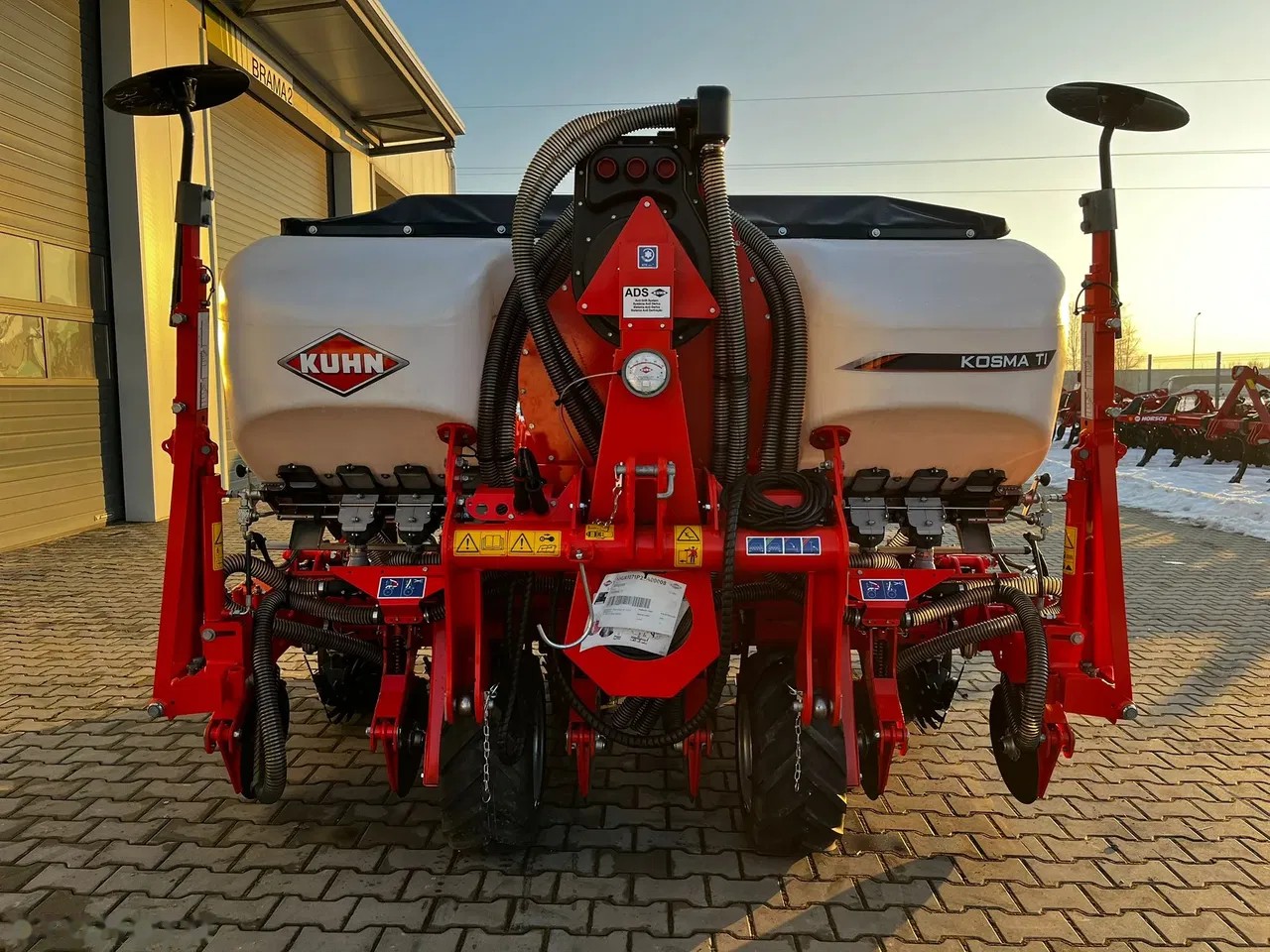 2024 Kuhn Kosma TI, dovoz Skladom v EÚ — foto 2 z 4