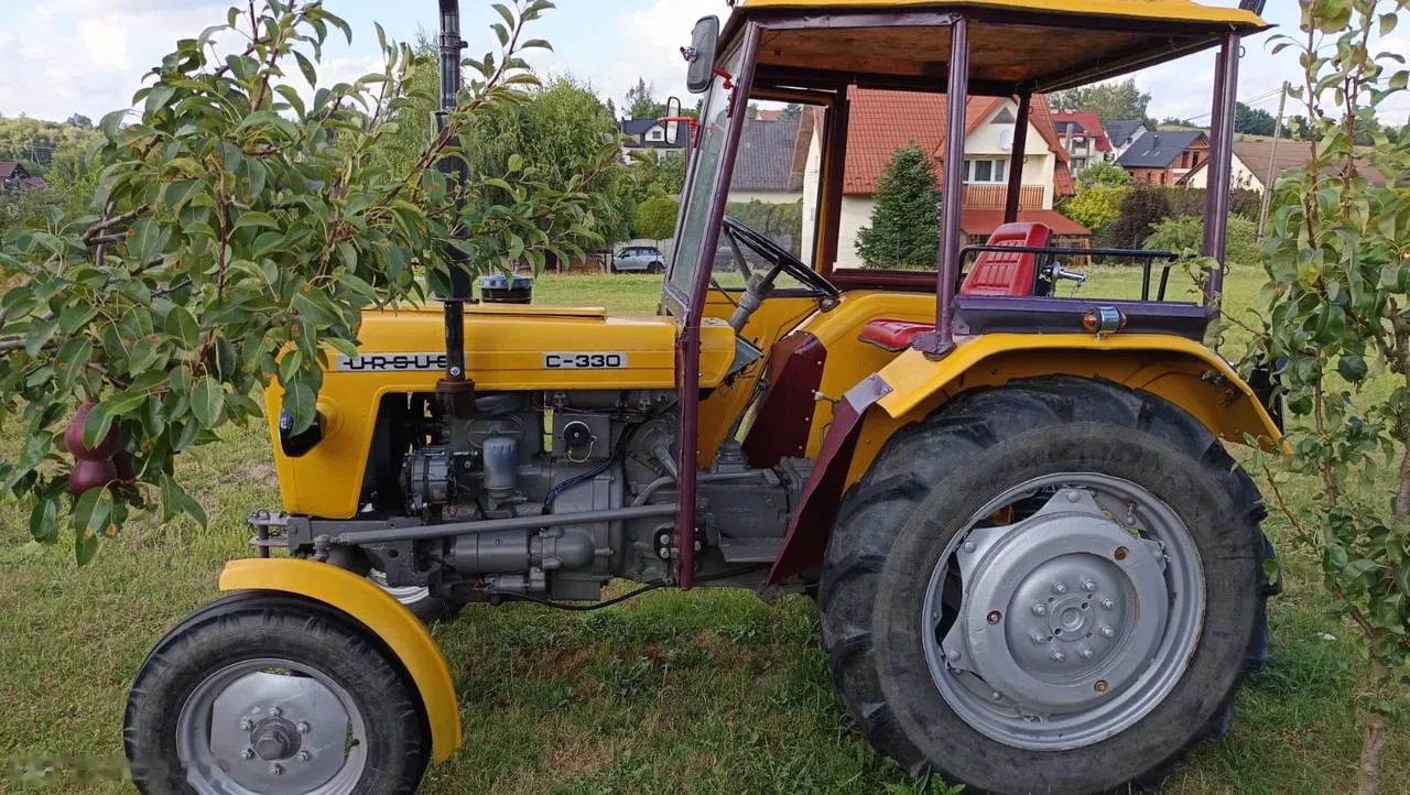 1982 Ls Traktor C 330, dovoz Skladom v EÚ — foto 2 z 5