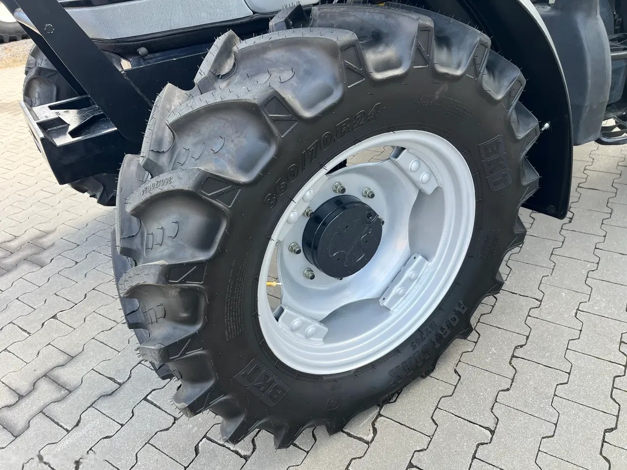 2007 Mccormick CX, 8 175 mth, dovoz Skladom v EÚ — foto 9 z 20