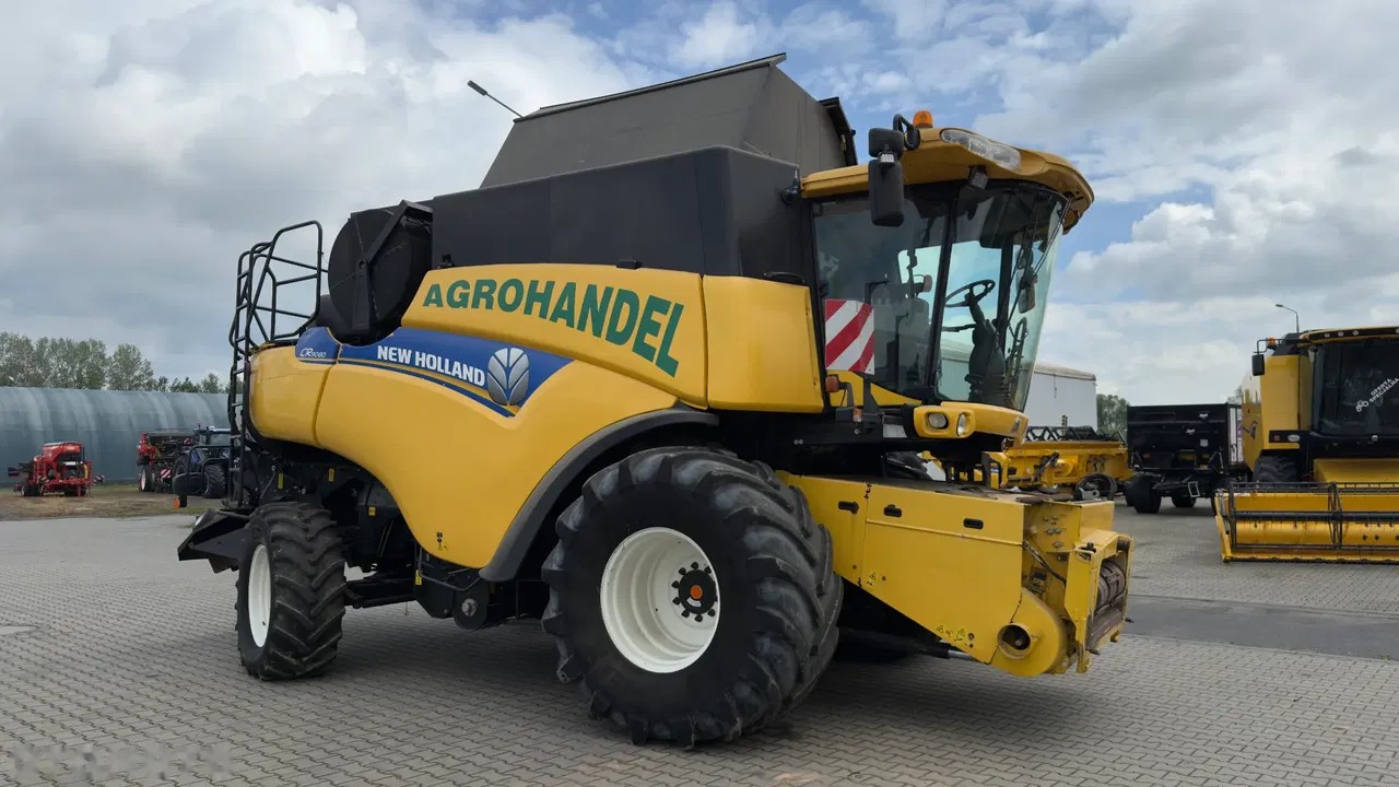 2012 New Holland CR9080, dovoz Skladom v EÚ — foto 2 z 17