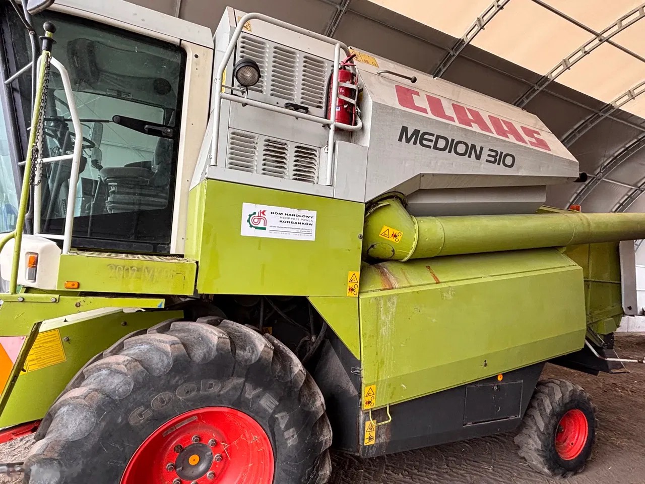 2002 Claas Medion 310 932, 2 904 mth, dovoz Skladom v EÚ — foto 6 z 21