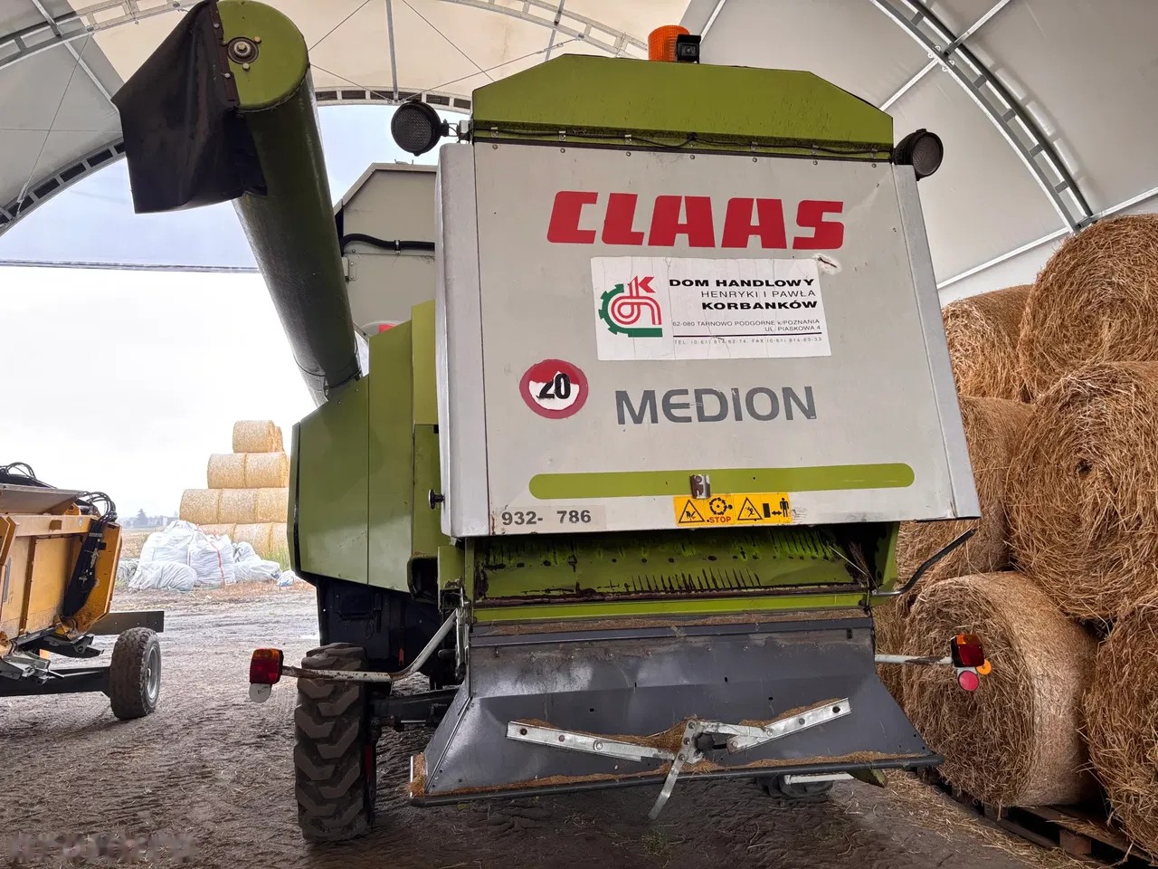 2002 Claas Medion 310 932, 2 904 mth, dovoz Skladom v EÚ — foto 8 z 21