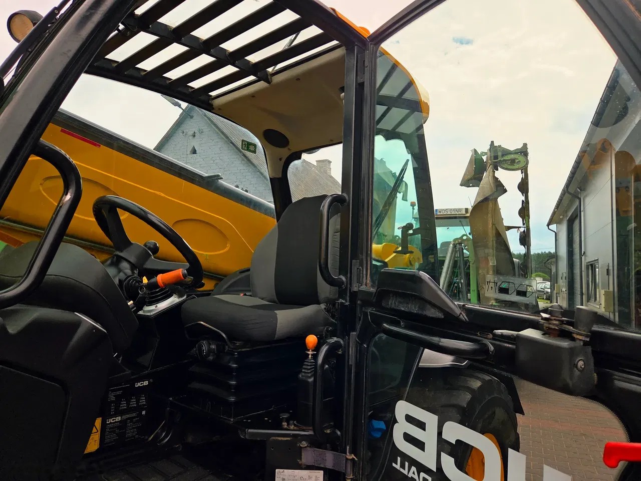 2019 JCB 535, 6 400 mth, dovoz Skladom v EÚ — foto 5 z 15