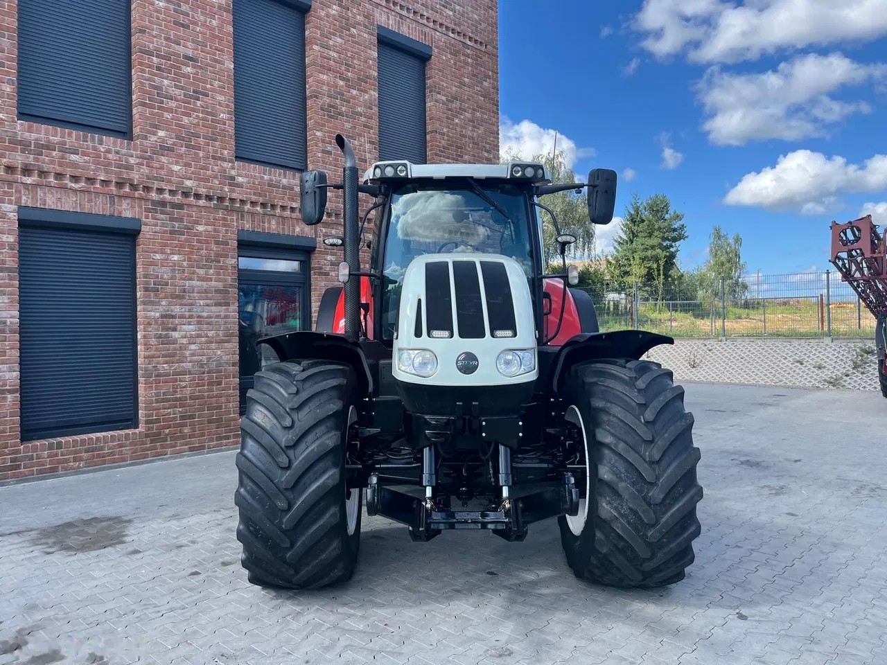 2015 Steyr 6230, 14 000 mth, dovoz Skladom v EÚ — foto 10 z 16