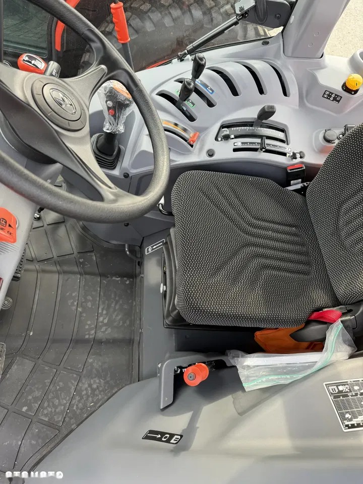 2025 Kubota M5072, dovoz Skladom v EÚ — foto 9 z 10