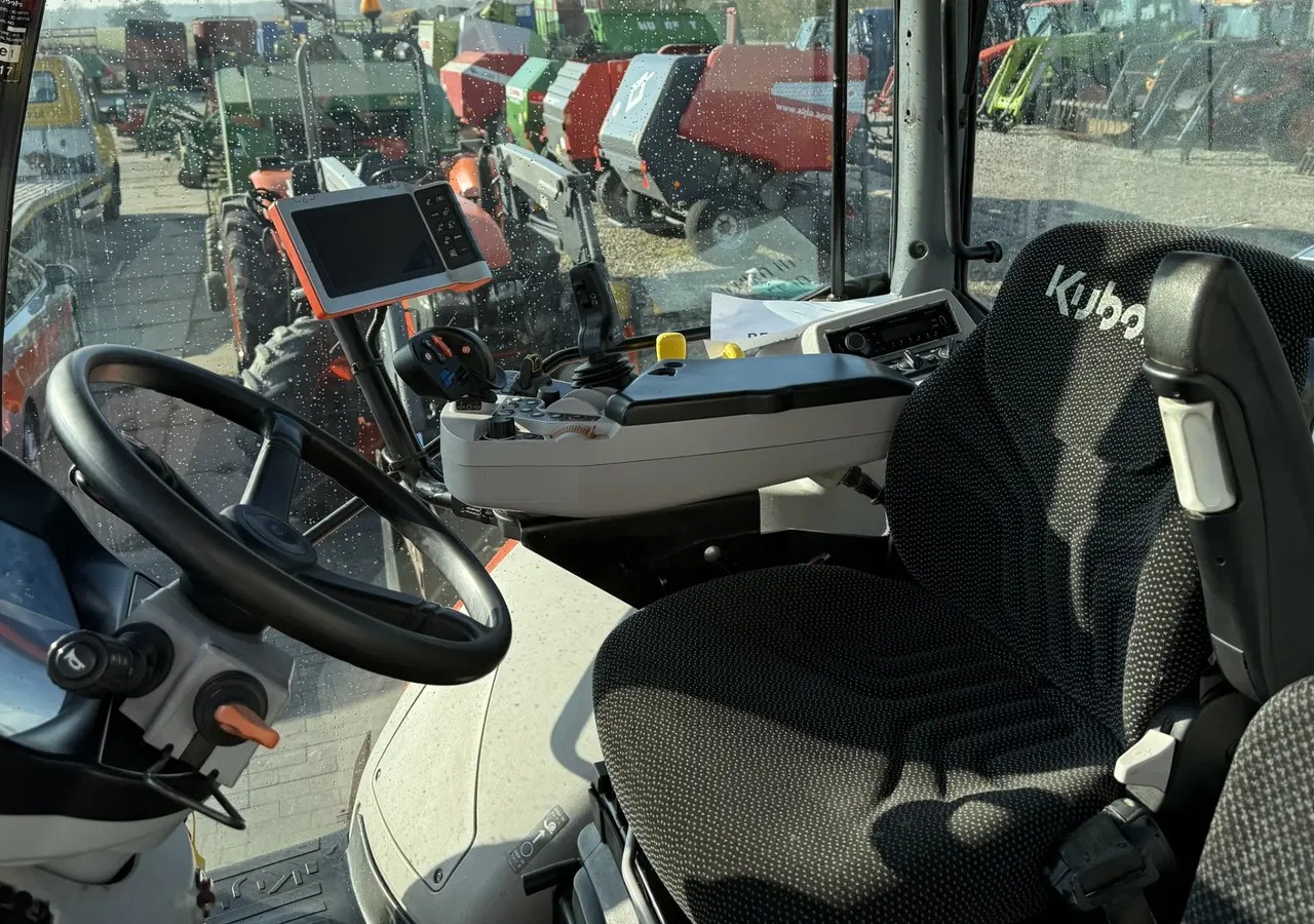 2017 Kubota M7-151 Premium, 6 142 mth, dovoz Skladom v EÚ — foto 15 z 18