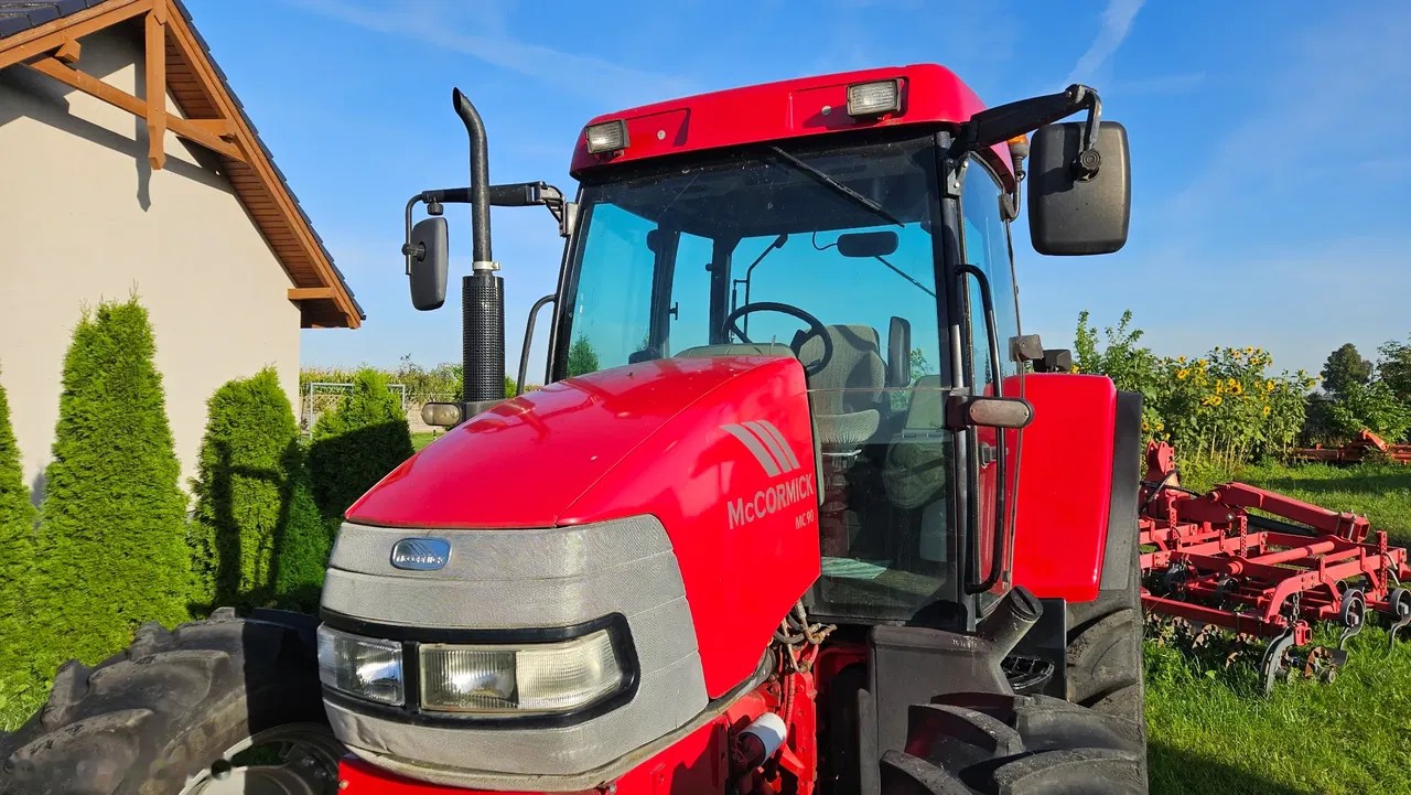 2002 Mccormick MC90, 8 000 mth, dovoz Skladom v EÚ — foto 9 z 17