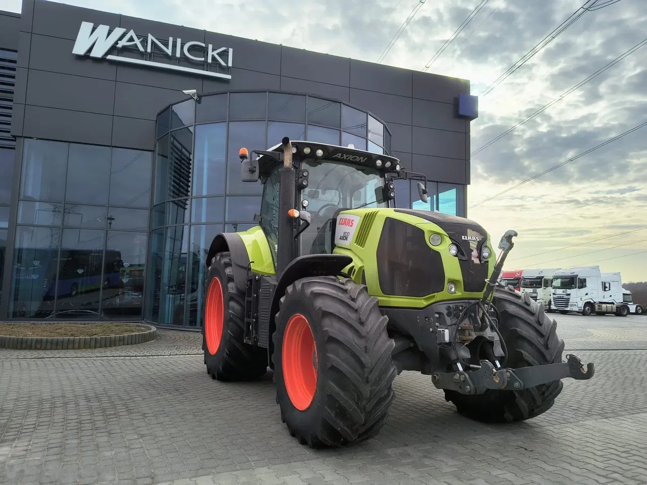 2017 Claas Axion 800, 6 000 mth, dovoz Skladom v EÚ — foto 1