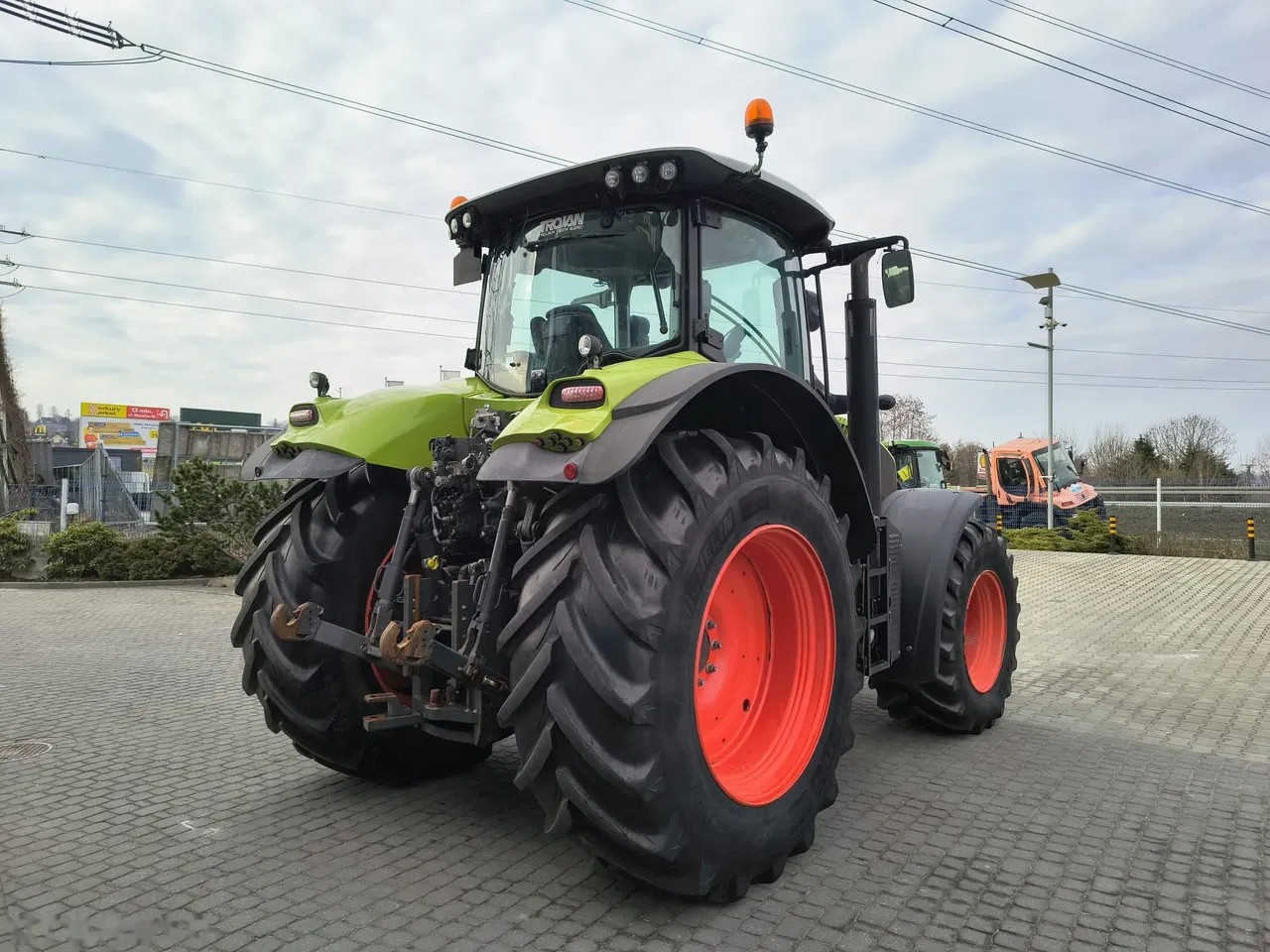 2017 Claas Axion 800, 6 000 mth, dovoz Skladom v EÚ — foto 15 z 21