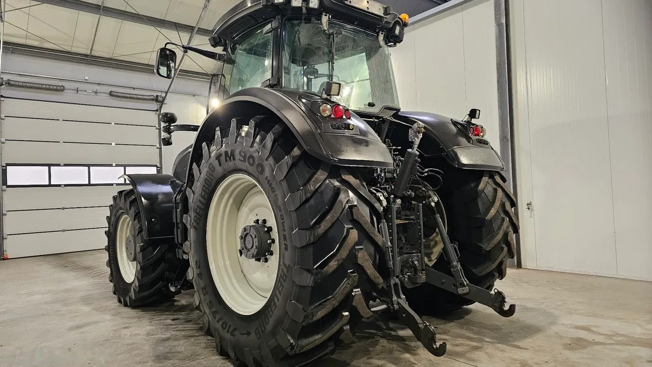2015 Valtra, 5 500 mth, dovoz Skladom v EÚ — foto 9 z 13