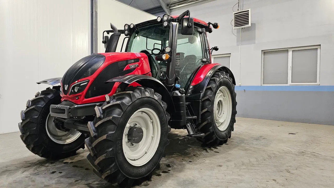 2017 Valtra, 5 500 mth, dovoz Skladom v EÚ — foto 2 z 15