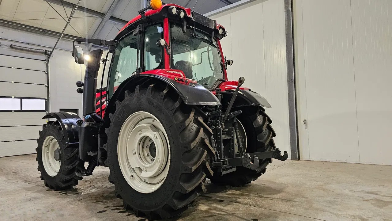 2017 Valtra, 5 500 mth, dovoz Skladom v EÚ — foto 9 z 15