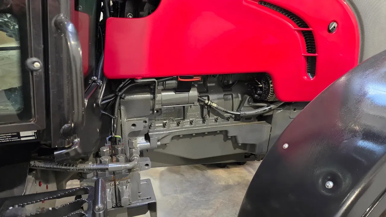 2013 Valtra, 7 500 mth, dovoz Skladom v EÚ — foto 14 z 14