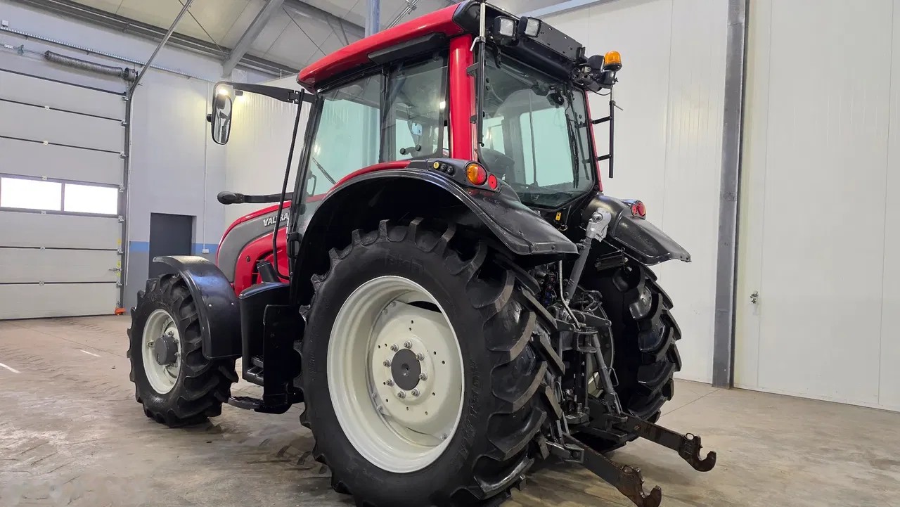 2013 Valtra, 7 500 mth, dovoz Skladom v EÚ — foto 8 z 14