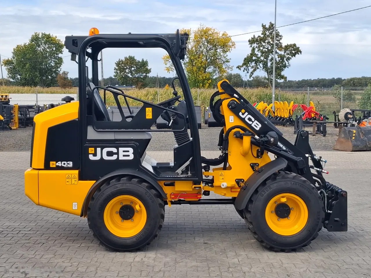2025 JCB 403 SMART POWER, 50 mth, dovoz Skladom v EÚ — foto 5 z 12