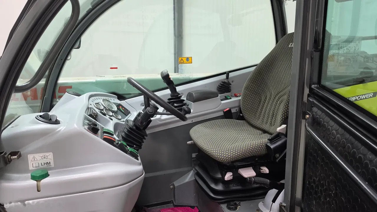2013 Claas SCORPION, 6 200 mth, dovoz Skladom v EÚ — foto 16 z 17