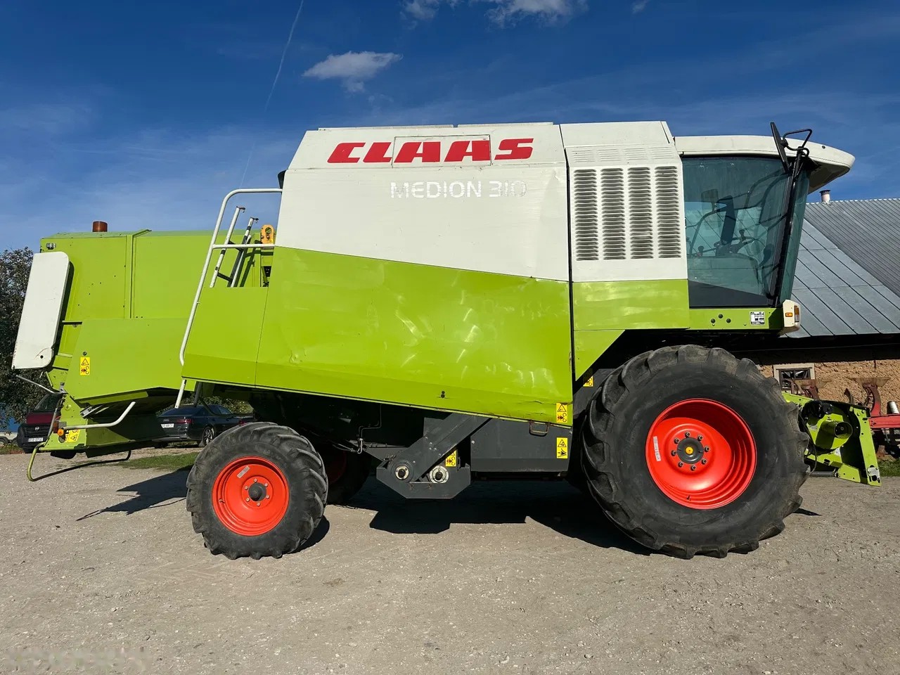 2002 Claas Medion 310, 3 700 mth, dovoz Skladom v EÚ — foto 11 z 15