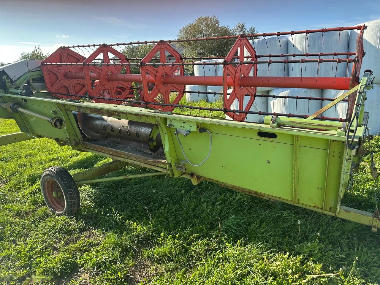 2002 Claas Medion 310, 3 700 mth, dovoz Skladom v EÚ — foto 15 z 15