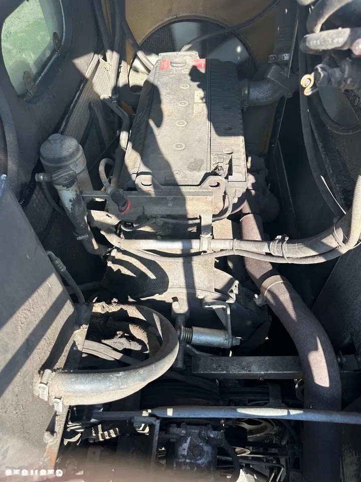 2002 Claas Medion 310, 3 700 mth, dovoz Skladom v EÚ — foto 6 z 15
