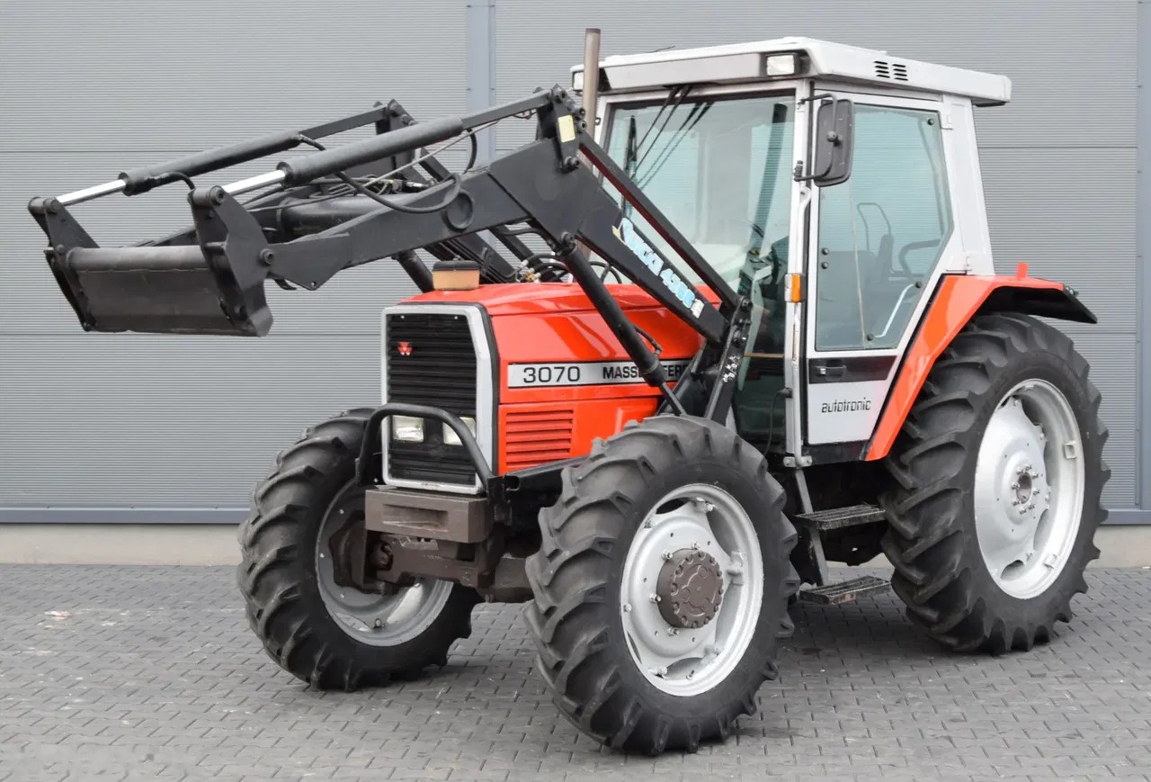 1990 Massey Ferguson 3070, 9 000 mth, dovoz Skladom v EÚ — foto 1