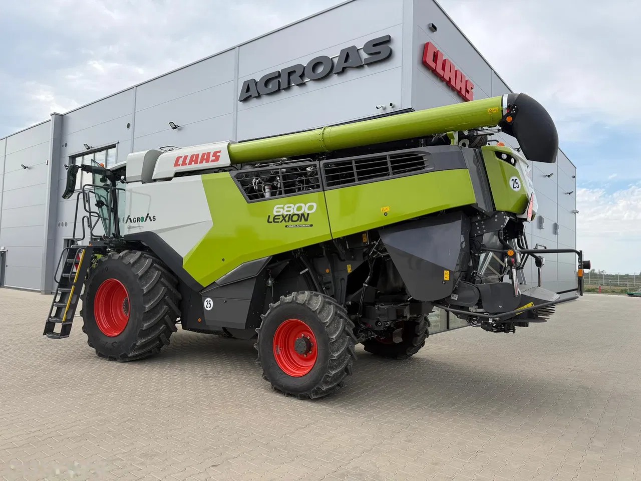 2023 Claas LEXION 6800 CEMOS AUTOMATIC, 903 mth, dovoz Skladom v EÚ — foto 4 z 11