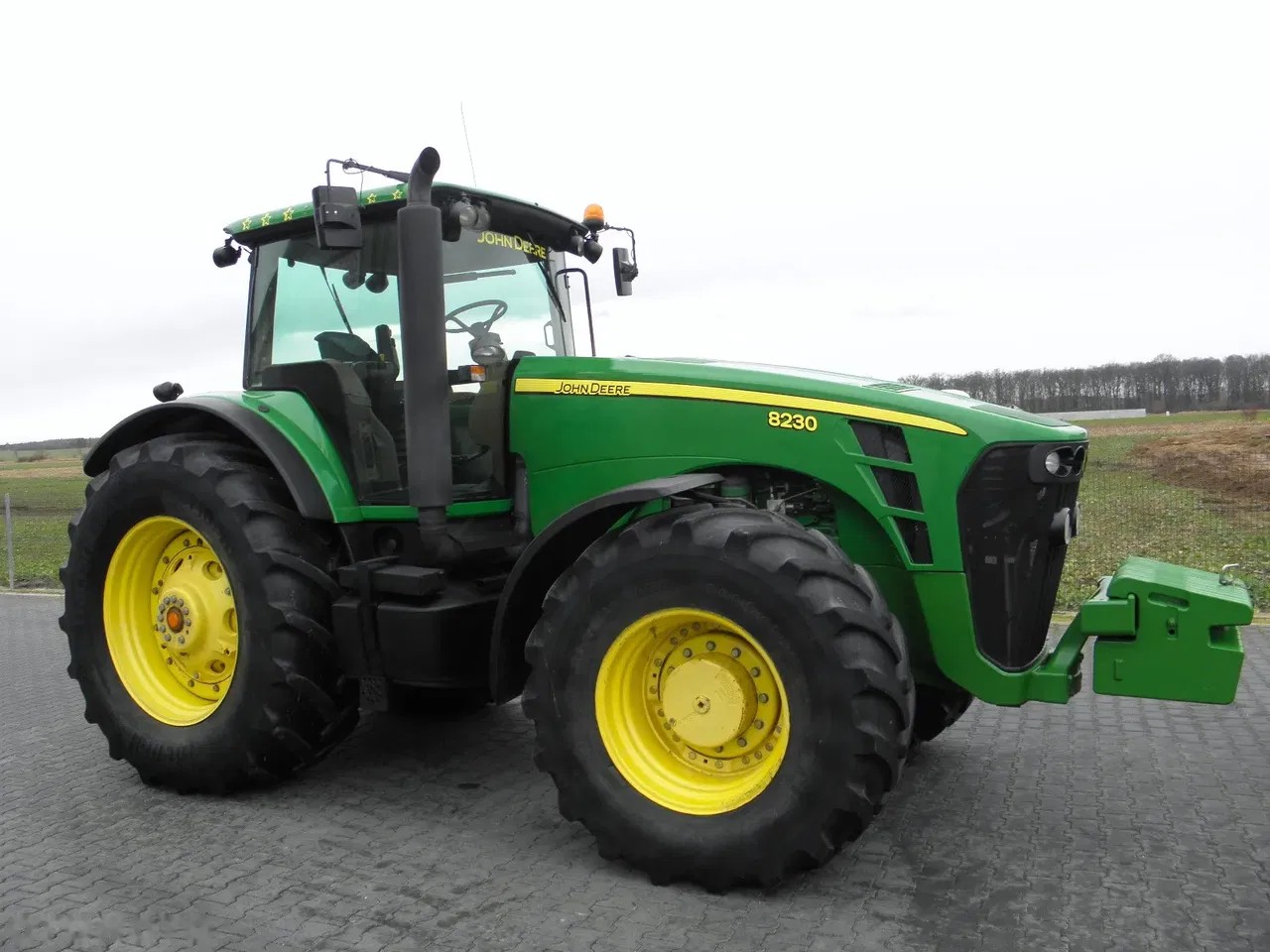 2009 John Deere 8230, 10 800 mth, dovoz Skladom v EÚ — foto 2 z 13