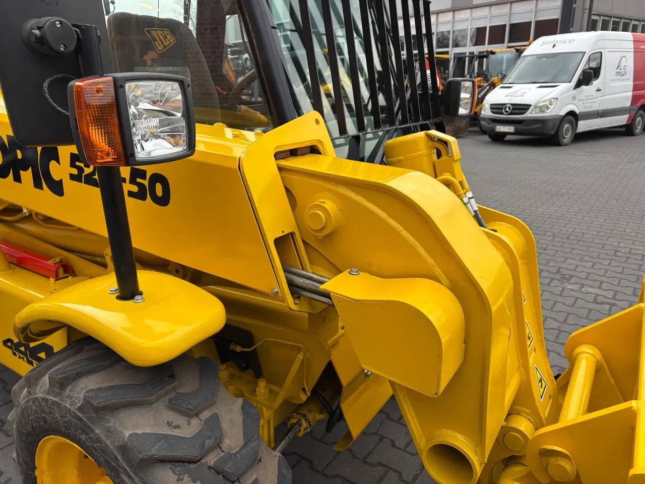 1999 JCB 520-50, 3 223 mth, dovoz Skladom v EÚ — foto 12 z 24