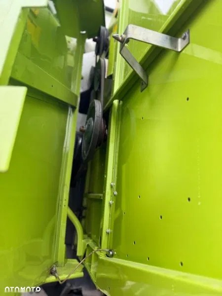 2001 Claas Medion 340, 4 639 mth, dovoz Skladom v EÚ — foto 11 z 15