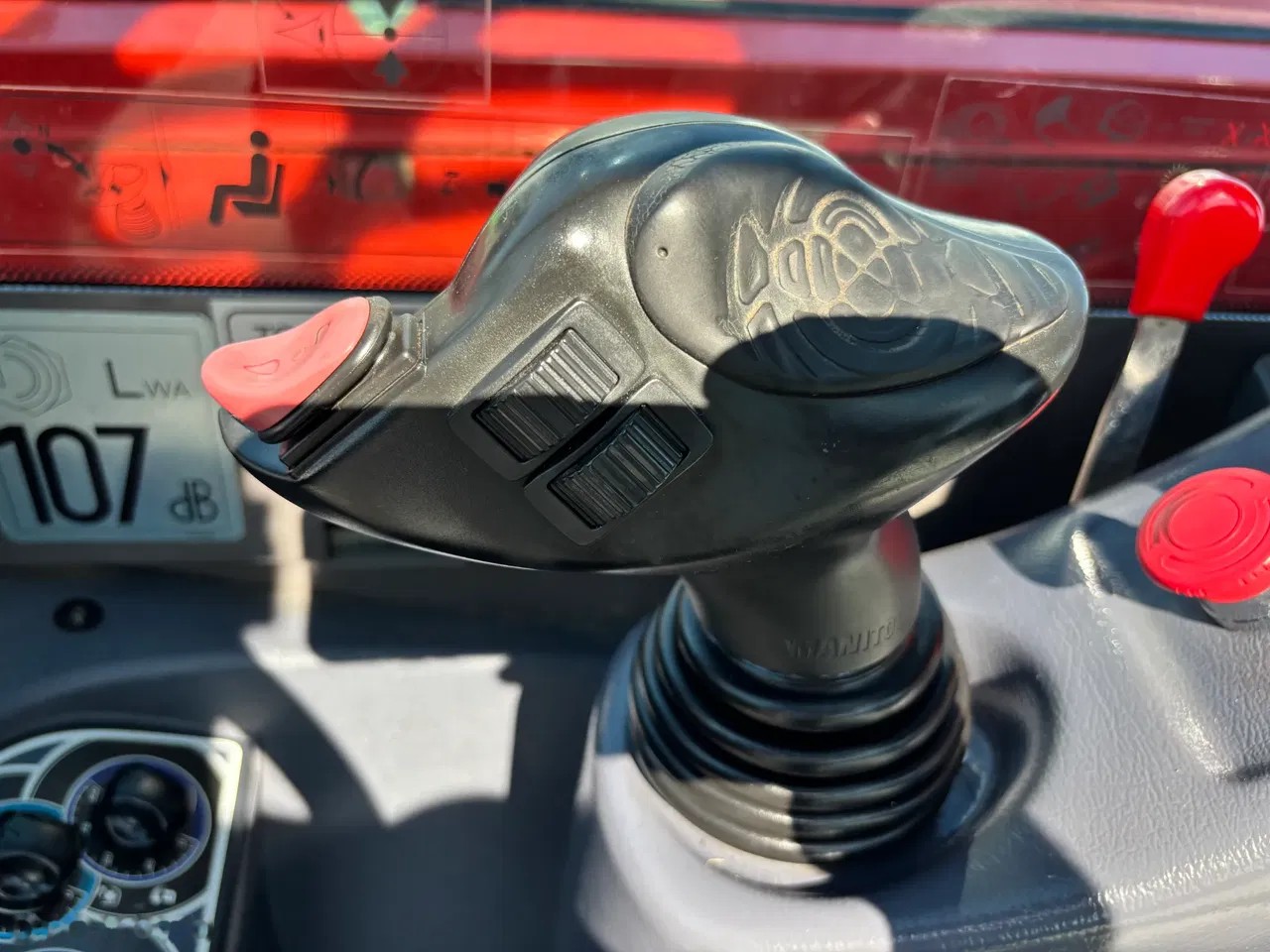 2013 Manitou MLT, 5 928 mth, dovoz Skladom v EÚ — foto 14 z 23