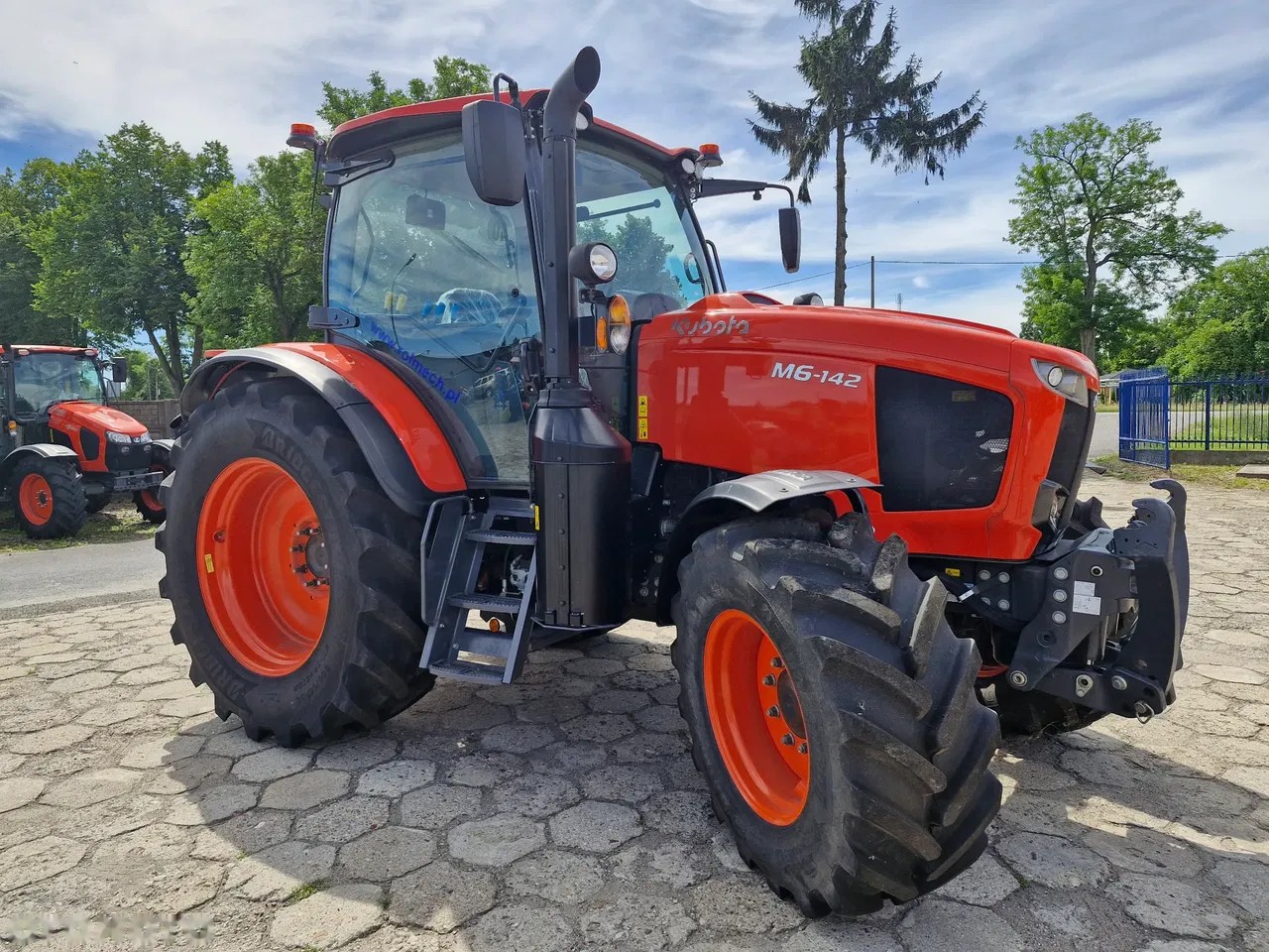 2023 Kubota M6142, 30 mth, dovoz Skladom v EÚ — foto 1 | AMECAR 2023 Kubota M6142, 30 mth, dovoz Skladom v EÚ — foto 1