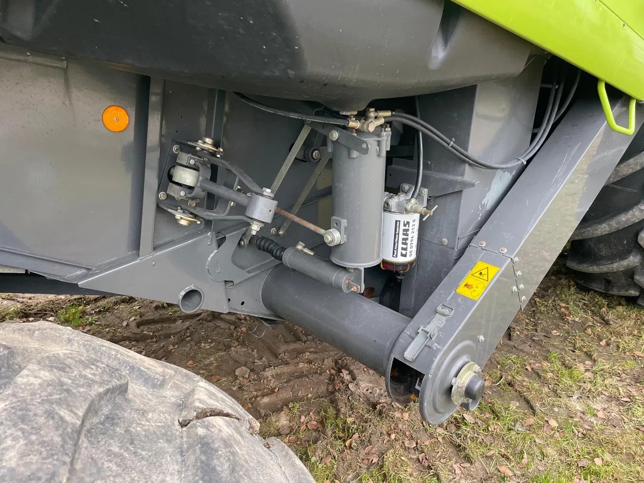 2004 Claas Lexion 570, dovoz Skladom v EÚ — foto 12 z 14